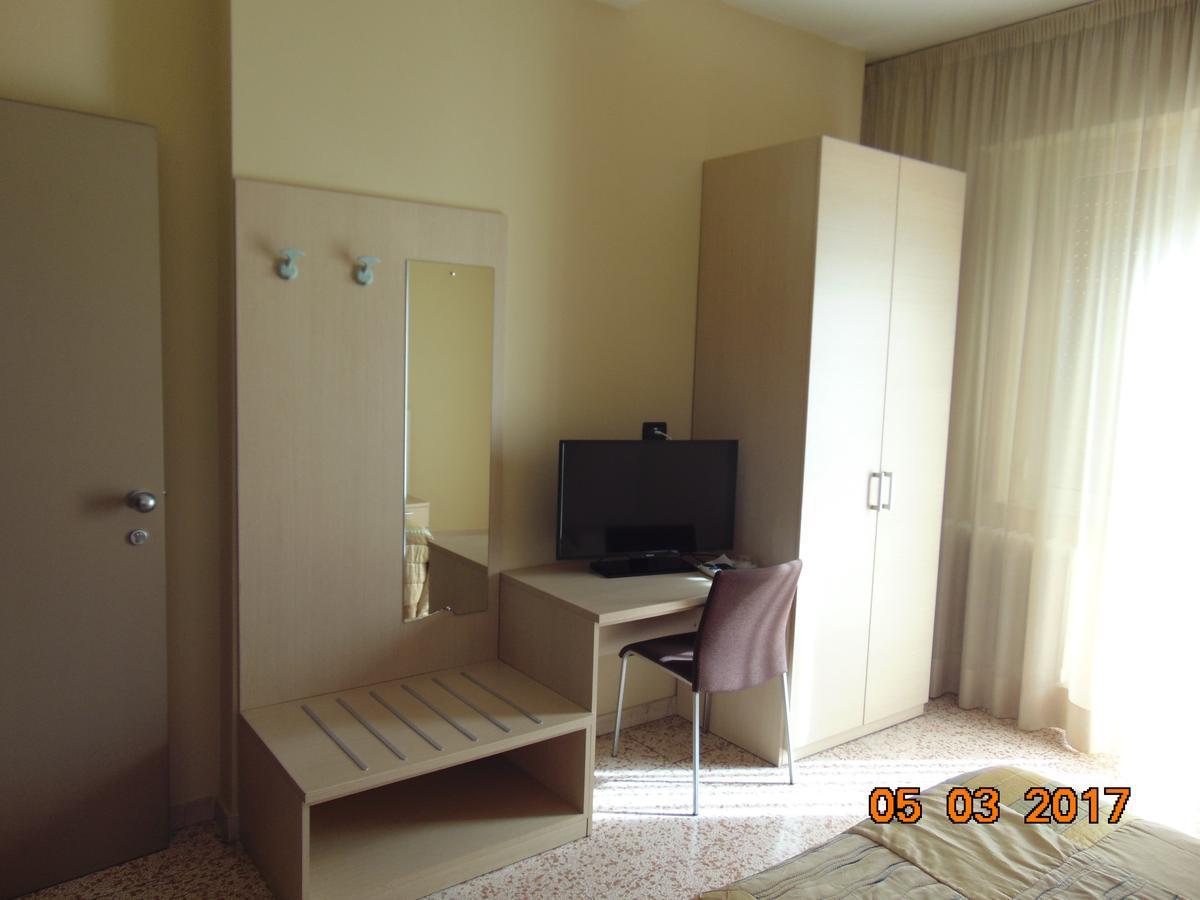 Hotel Mazzocchetti Citta Sant'Angelo Exteriér fotografie
