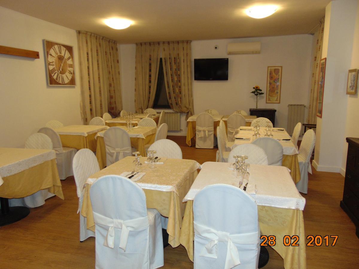 Hotel Mazzocchetti Citta Sant'Angelo Exteriér fotografie