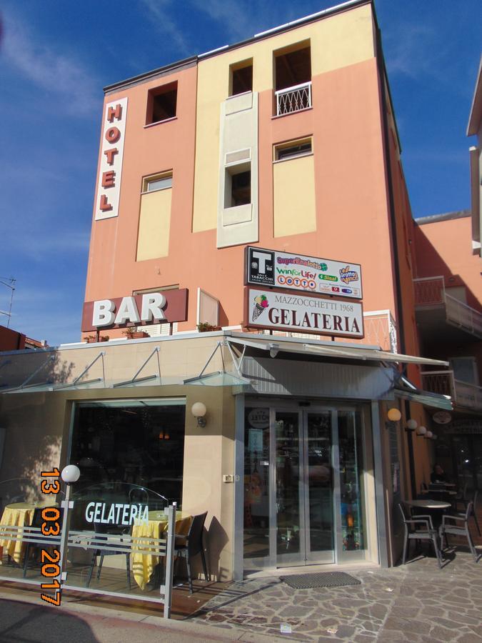Hotel Mazzocchetti Citta Sant'Angelo Exteriér fotografie
